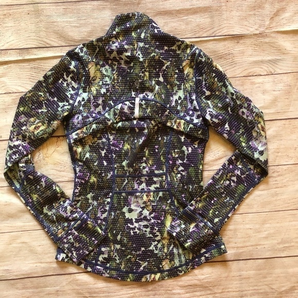 Lululemon Define Jacket - Picture 5 of 10